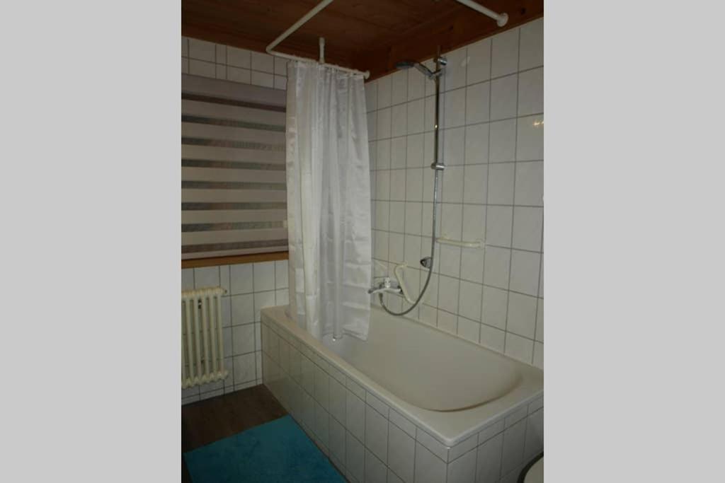 Grosszugige Ferienwohnung Am Kloster Kirchzarten Bagian luar foto